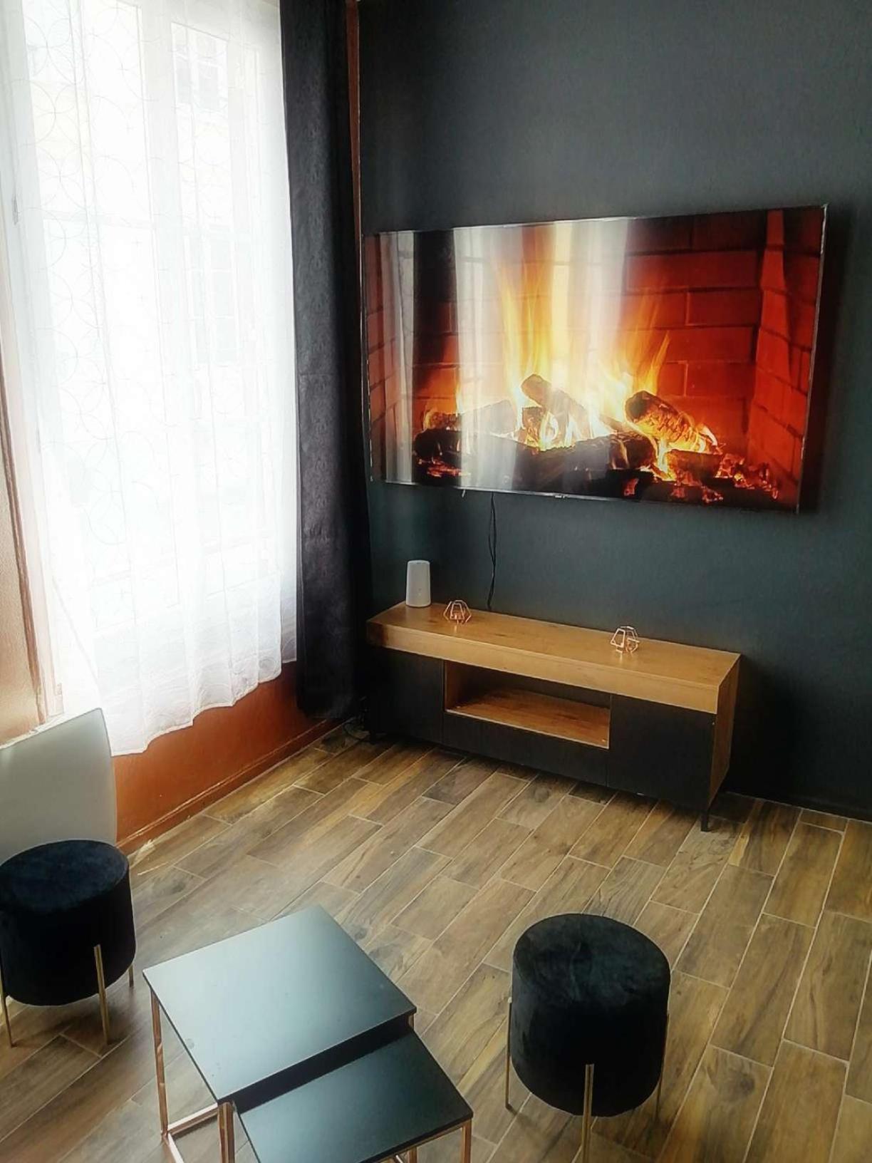 Appartement Avec Balneo Et Sauna Privatif - Le Rose Cuivre Troyes Dış mekan fotoğraf