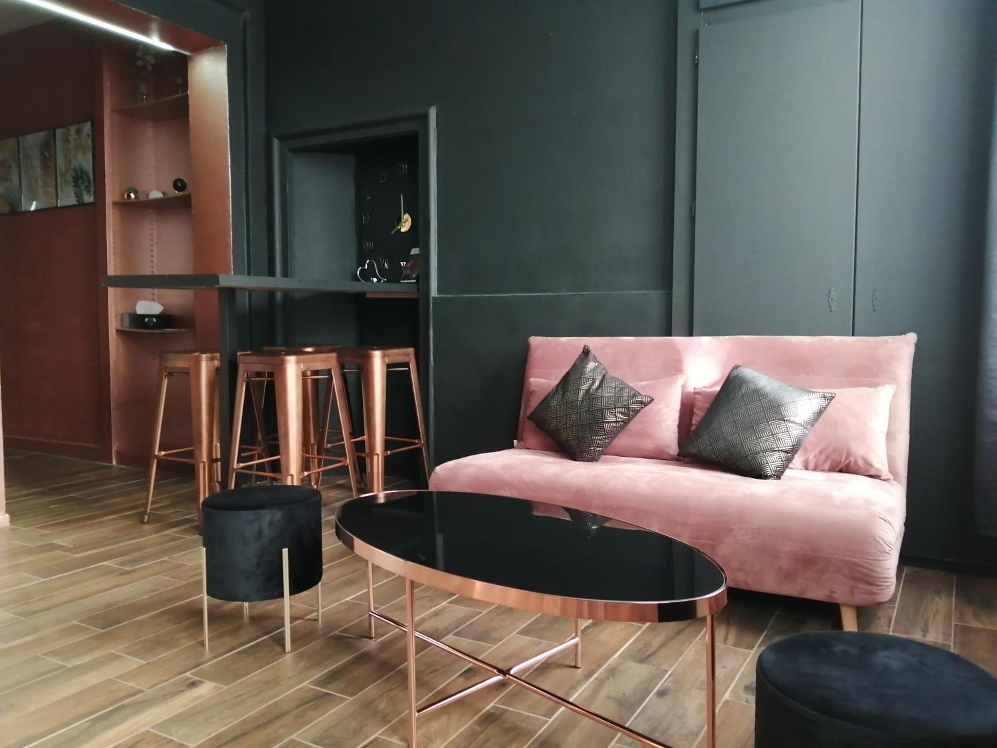 Appartement Avec Balneo Et Sauna Privatif - Le Rose Cuivre Troyes Dış mekan fotoğraf